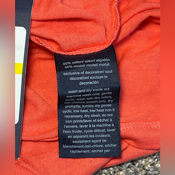 Tommy Hilfiger women’s peach/orange short sleeve T-shirt size (M) new with tag. - Picture 9 of 9